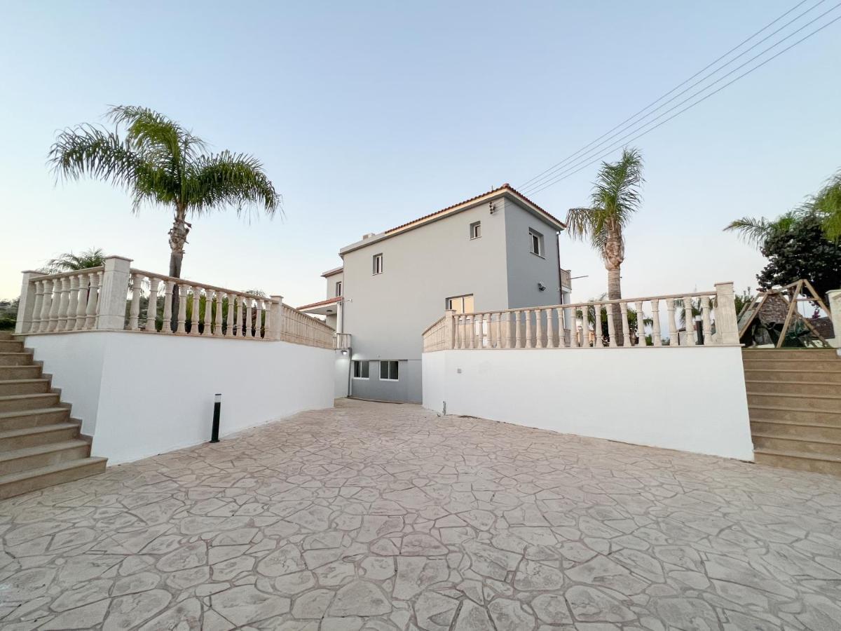 Grand Villa Lynn Seaview Ayia Napa Exterior foto