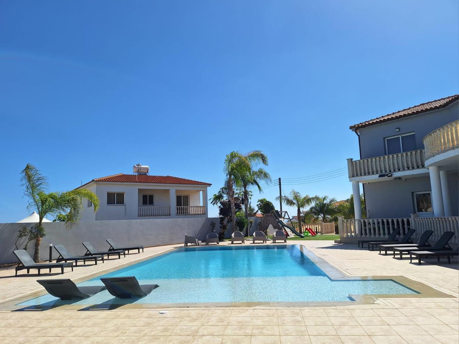 Grand Villa Lynn Seaview Ayia Napa Exterior foto